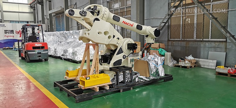 NACHI MC400L重物搬运机器人